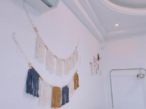 Photo de la galerie de l'établissement 一禾小居观景民宿, à Zhangjiajie