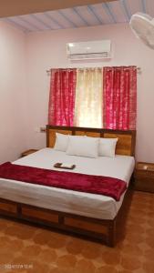 Postel nebo postele na pokoji v ubytování Diamond Villas Wayanad Entire Villa booking