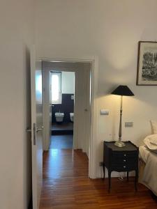 Ένα ή περισσότερα κρεβάτια σε δωμάτιο στο Spacious apartment in Manciano with view