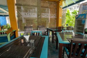 Restaurace v ubytování Aaradhya Mirissa