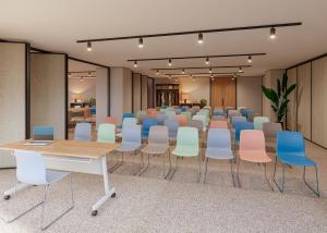 Konferenční prostory v ubytování INNSiDE by Meliá Alicante Porta Maris + 37 fotografií