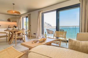 Et opholdsområde på Puerto Marina