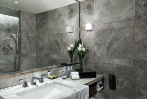 ห้องน้ำของ InterContinental Grand Stanford Hong Kong by IHG