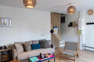 Χώρος καθιστικού στο La Maison de Charlioté, entier, 3chb, 4 à 6 pers +12 φωτογραφίες