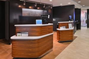 a counter in a store with a counter top at Courtyard by Marriott Columbia Northeast/Fort Jackson Area in Columbia +32 photos