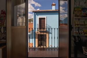 Un balcón o terraza de La Casa Del Bosque