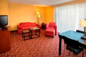 TV/Unterhaltungsangebot in der Unterkunft Courtyard by Marriott Niagara Falls