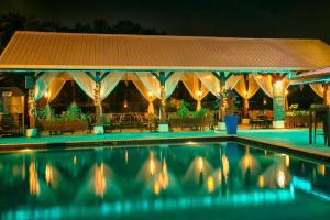 Piscina di Courtyard by Marriott Paramaribo o nelle vicinanze