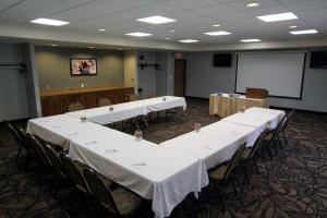 Konferenční prostory v ubytování Expressway Suites Fargo