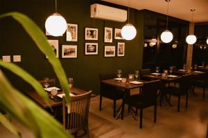 Reštaurácia alebo iné gastronomické zariadenie v ubytovaní Pousada Varandas do Lago