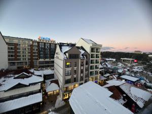 Το κτήριο όπου στεγάζεται  το διαμέρισμα