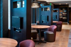 Fotografie z fotogalerie ubytování Courtyard by Marriott Chicago Naperville v destinaci Naperville