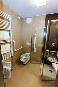 Vannituba majutusasutuses TH Cadore - Hotel Antelao