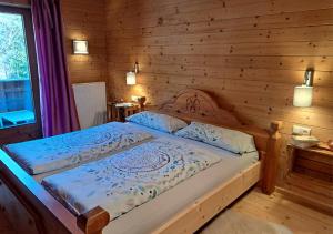 Postel nebo postele na pokoji v ubytování Naturetouch + 37 fotografií