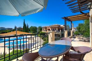 Photo de la galerie de l'établissement Aphrodite Premium Apartments II, à Kouklia 11 autres photos