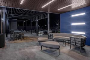 奥克莫斯Courtyard by Marriott East Lansing Okemos的相册照片