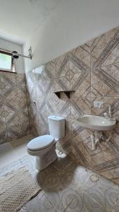 Koupelna v ubytování LahSelva Pousada e Hostel