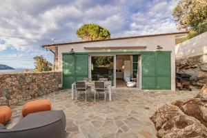 Gallery image of Apartment Mare di Spartaia in Procchio