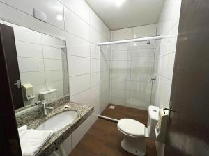 Un baño de Anexos De Rose