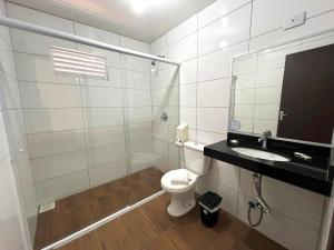 Un baño de Anexos De Rose