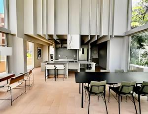 Kuchyň nebo kuchyňský kout v ubytování Arvo luxury Studio Rebouças C115