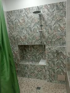 Bilik mandi di A casa di Aurora -Bed and breakfast