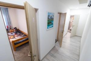 Ένα ή περισσότερα κρεβάτια σε δωμάτιο στο Guest House Lejla