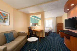 TV a/nebo společenská místnost v ubytování Fairfield Inn & Suites Amarillo West/Medical Center