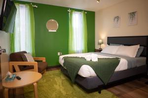 Postel nebo postele na pokoji v ubytování Stay Pittsburgh