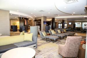 Istumisnurk majutusasutuses Courtyard by Marriott Toronto Brampton