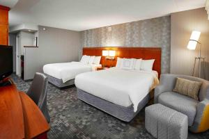 Voodi või voodid majutusasutuse Courtyard by Marriott Toronto Brampton toas