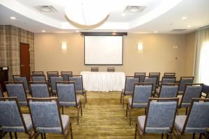Ärikülastajate ala ja/või konverentsiruum majutusasutuses Courtyard by Marriott Toronto Brampton