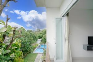 Piscina di Harmony Beach Suite o nelle vicinanze