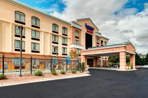 a rendering of a hotel with a parking lot at Fairfield Inn & Suites by Marriott Anniston Oxford in Oxford