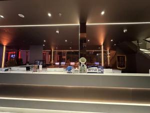 北京De quan Hotel Free breakfast and lunch are provided Coffee beverages andsnacks are available in the lobby Free access to the gym and laundry room Located in the city center, near Shifoying的相册照片