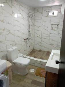 Ένα μπάνιο στο Utopía hogar