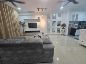 Imagen de la galería de Hotel O Guesthouse Dseribong, en Kota Bharu