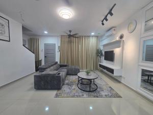 Imagen de la galería de Hotel O Guesthouse Dseribong, en Kota Bharu 41 fotos más