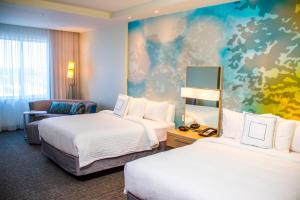 Postel nebo postele na pokoji v ubytování Courtyard by Marriott Fort Walton Beach-West Destin