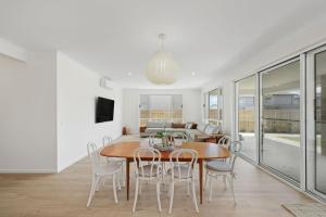 Μια τηλεόραση ή/και κέντρο ψυχαγωγίας στο Lux Living Cowes