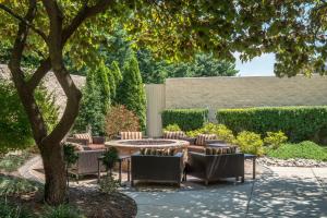 Zahrada ubytování Courtyard by Marriott Frederick