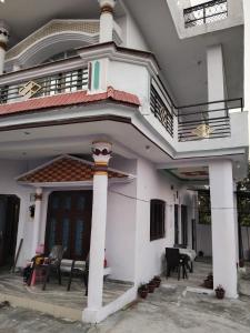 Photo de la galerie de l'établissement Shiv Ganga Homestay, à Rāiwāla 21 autres photos