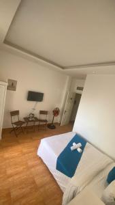 Postel nebo postele na pokoji v ubytování HUY HOANG II Hotel - Da Lat