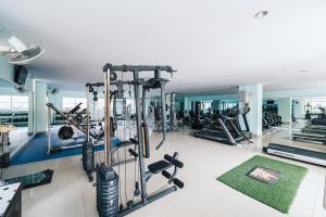Fitness centrum a/nebo fitness zařízení v ubytování Jda Hotel