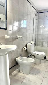 Koupelna v ubytování Hostal Carlos III