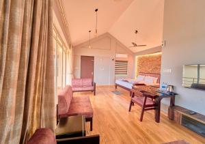 Posezení v ubytování Irish County Vagamon Pool Resort by VOYE HOMES