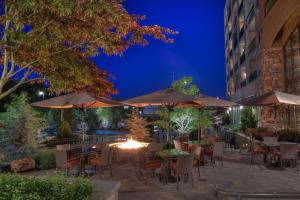 Zahrada ubytování Courtyard by Marriott Pigeon Forge
