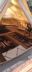Φωτογραφία από το άλμπουμ του Glamping tent fan room σε Ban Na Sok