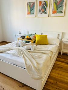 Posteľ alebo postele v izbe v ubytovaní Central City Retreat