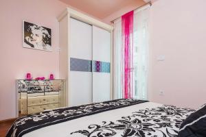 Posteľ alebo postele v izbe v ubytovaní Villa De Luxe